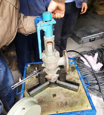 青岛安全阀校验操作现场